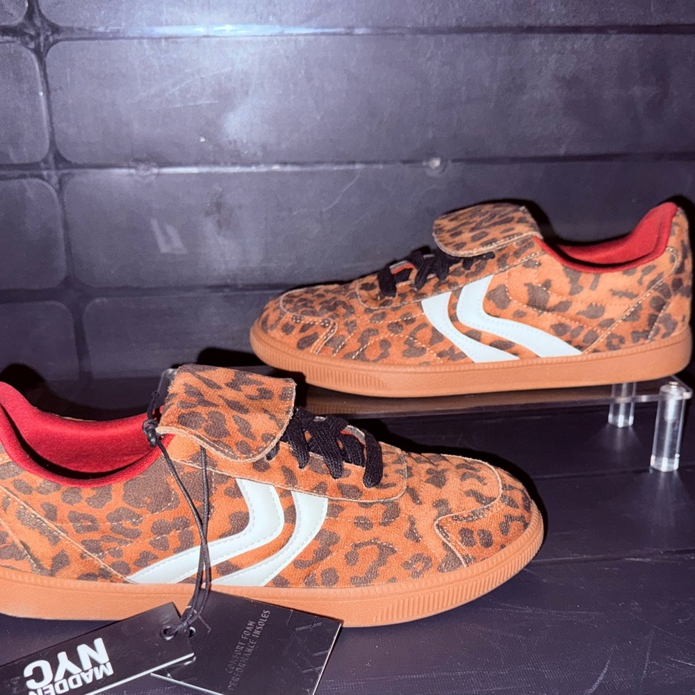 Madden NYC Leopard Print Fashion Sneakers Women’s Size 7 New